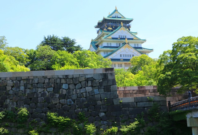 新緑の大阪城