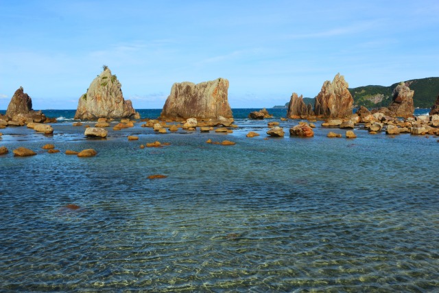 夏の橋杭岩