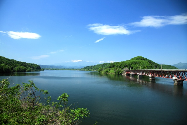 釜房湖と蔵王連峰