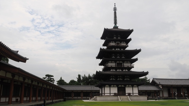 夏の薬師寺