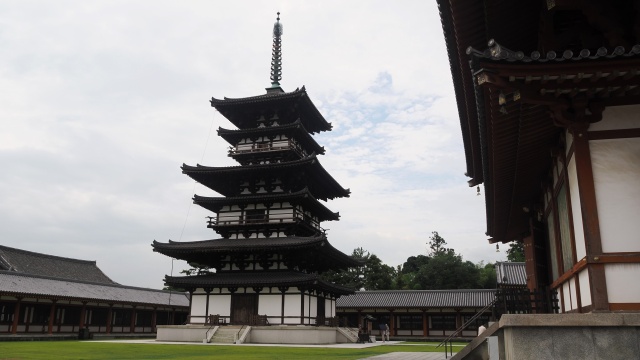 夏の薬師寺