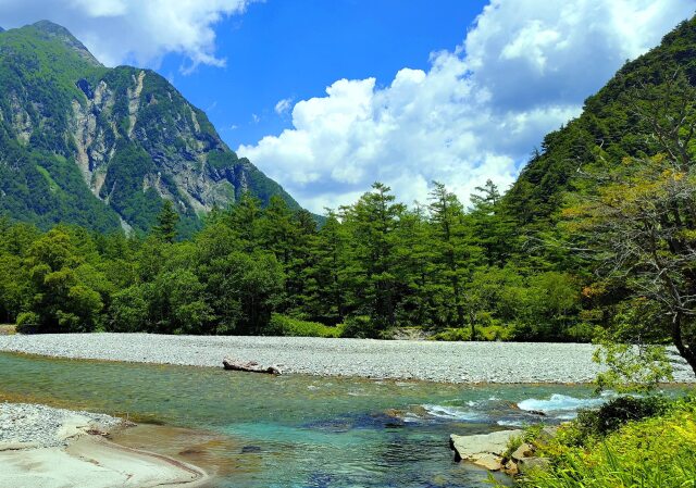 夏の梓川