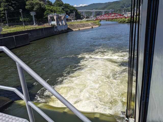 天竜川の源・釜口水門