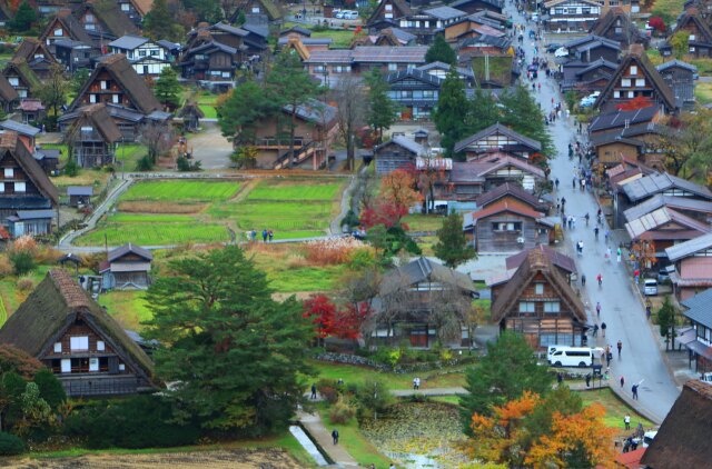 秋の白川郷