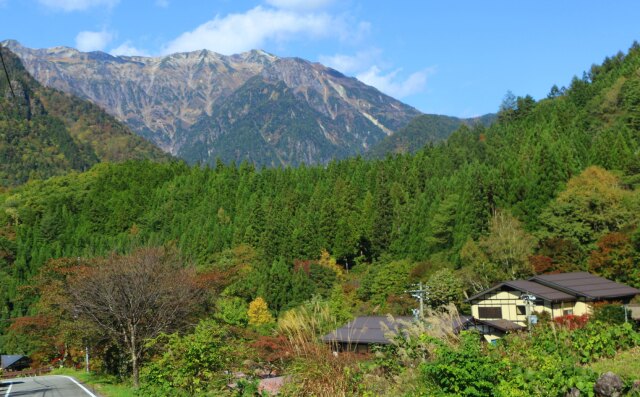 秋の奥飛騨里山