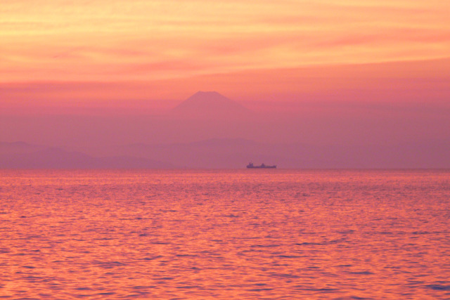 夕焼けと富士山