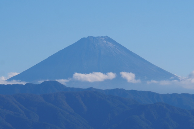 初冠雪の日の富士山