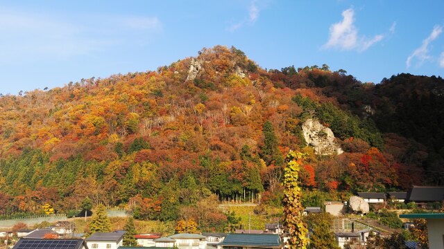 秋の山寺