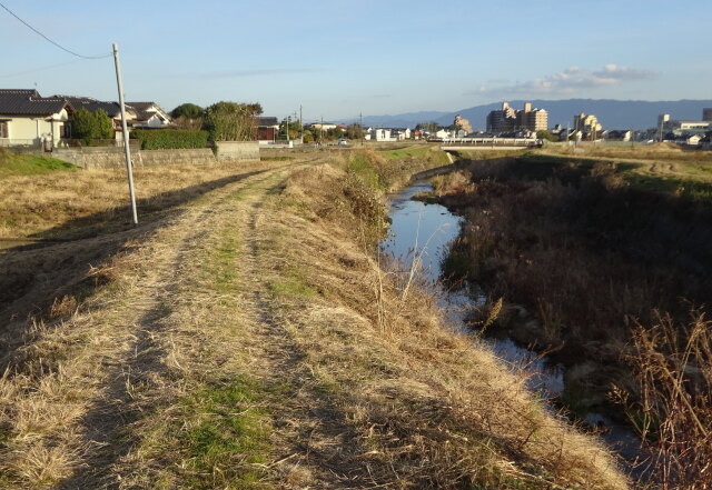 いち年が遠ざかって行く夕暮れ