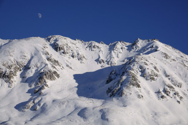 半月と立山