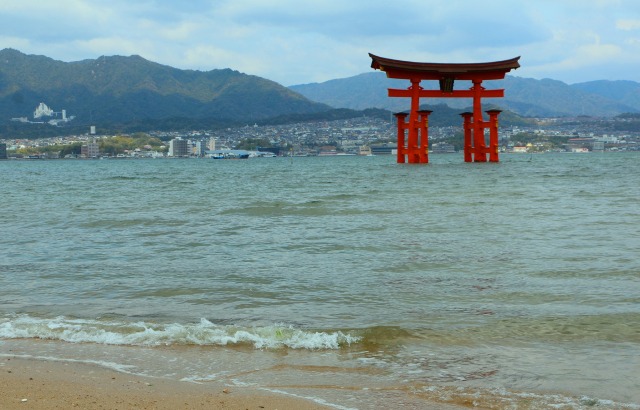 厳島神社