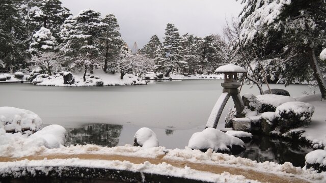 冬の兼六園