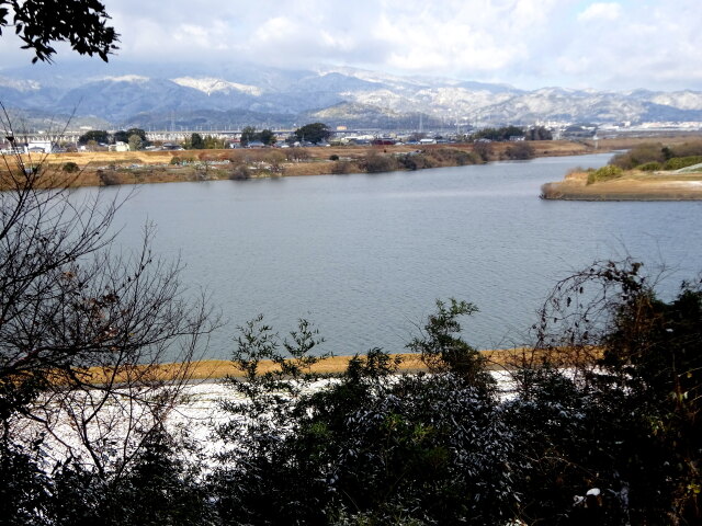 雪が止んだ朝