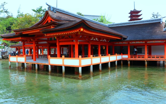 厳島神社