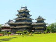 新緑の松本城