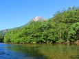 7月の梓川と焼岳
