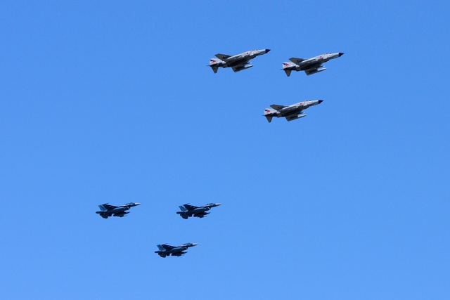 F-4EJ改、F-2編隊飛行