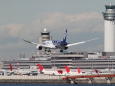 B787 haneda landing