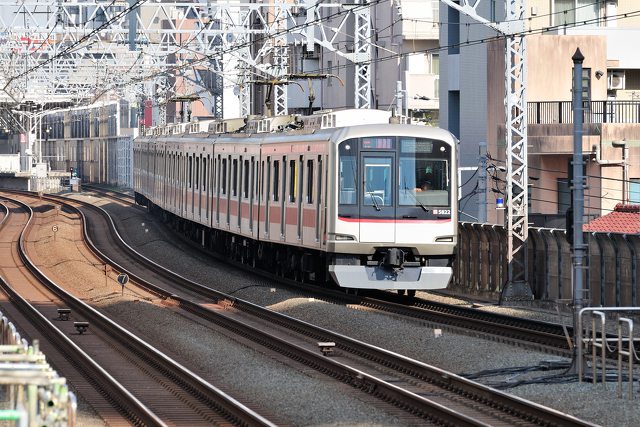 東急東横線5822特急