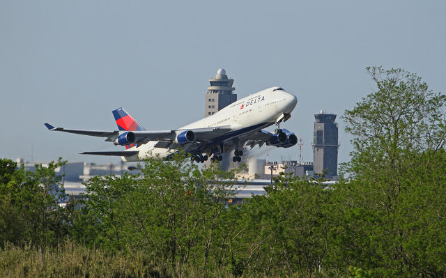 B747 N670US