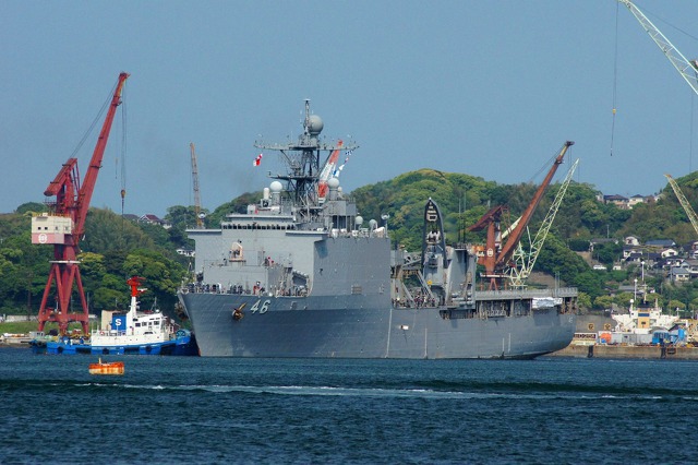 ドック型揚陸艦「トーテュガ」