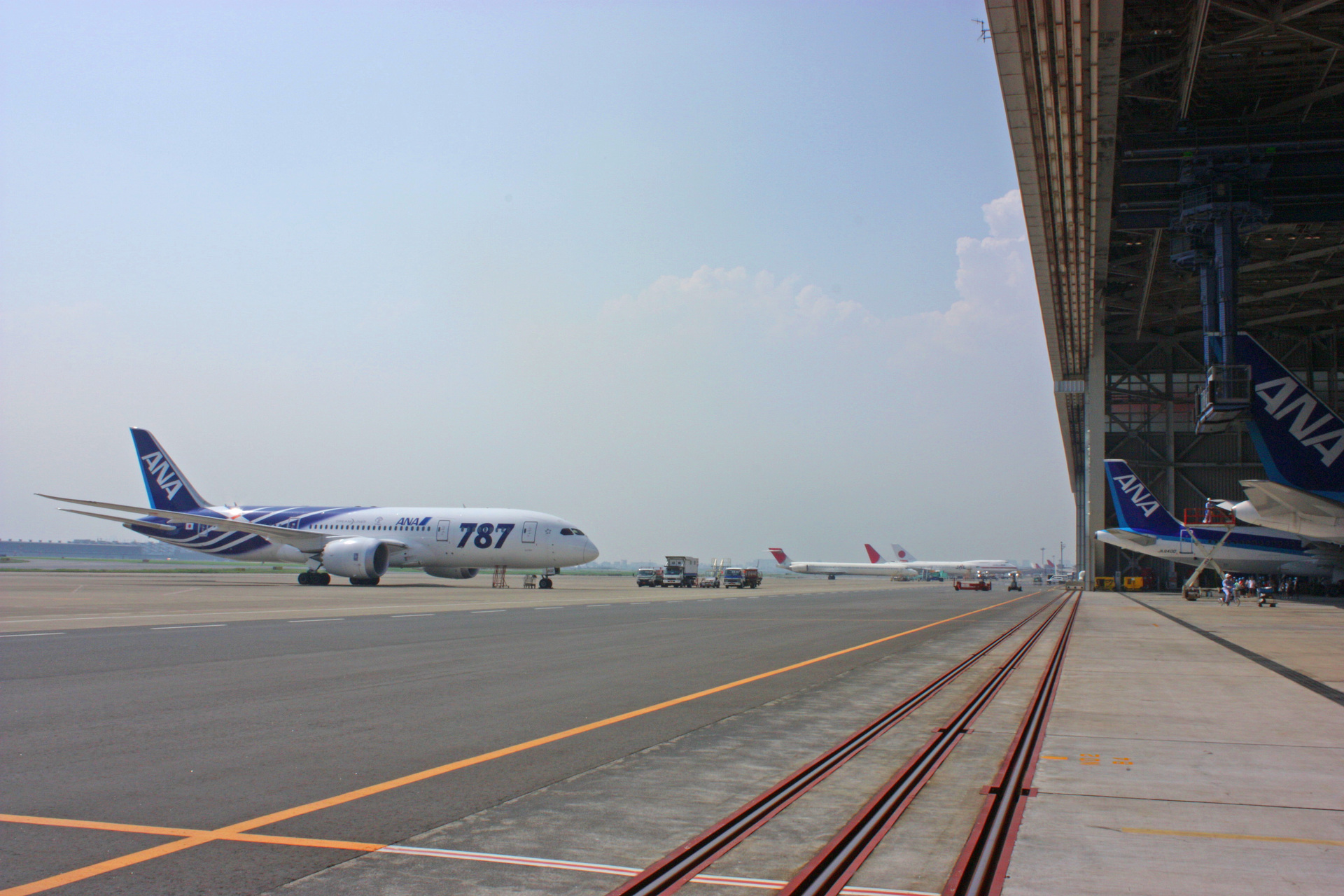 航空機 Ana整備工場 2 壁紙19x1280 壁紙館