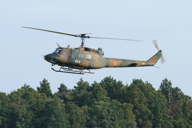 陸上自衛隊 UH-1J ヘリコプター