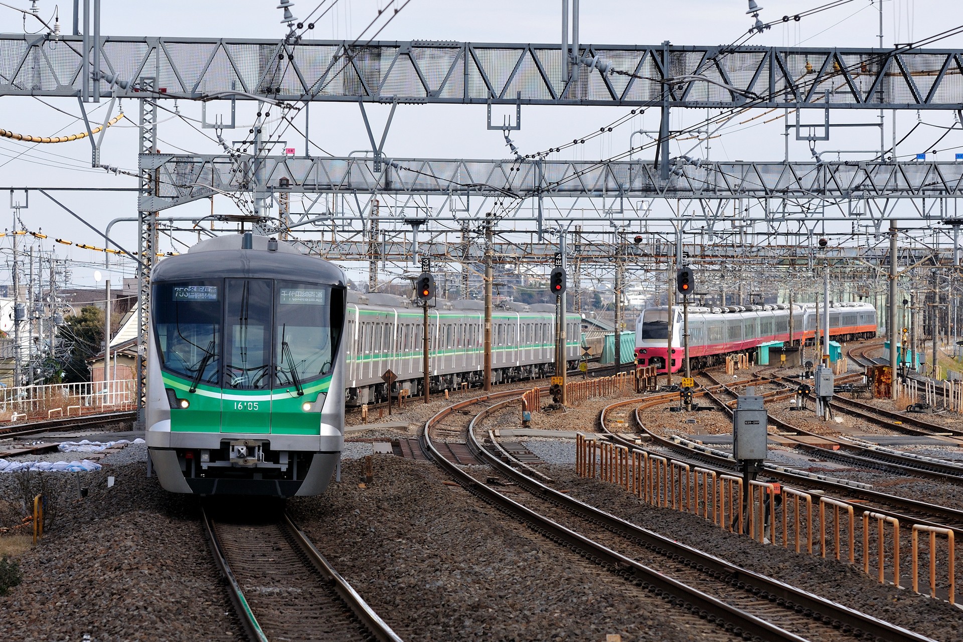 鉄道 電車 東京メトロ千代田線 壁紙19x1280 壁紙館