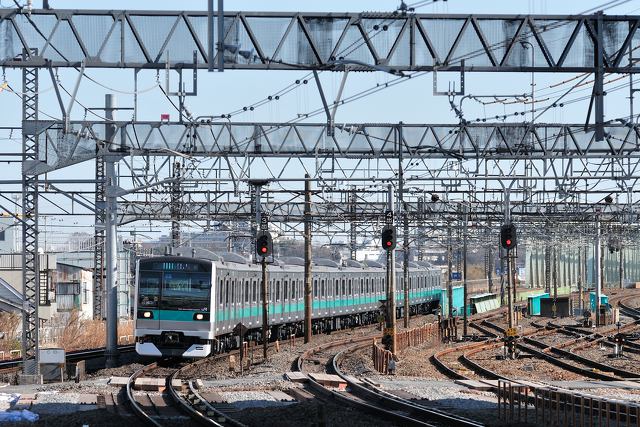 常磐線各駅停車E233-2000