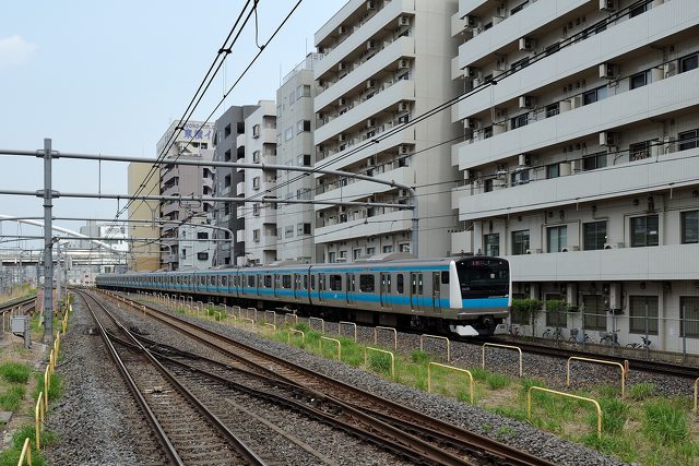 京浜東北線E233