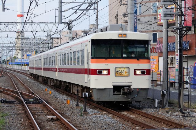 東武特急きりふり