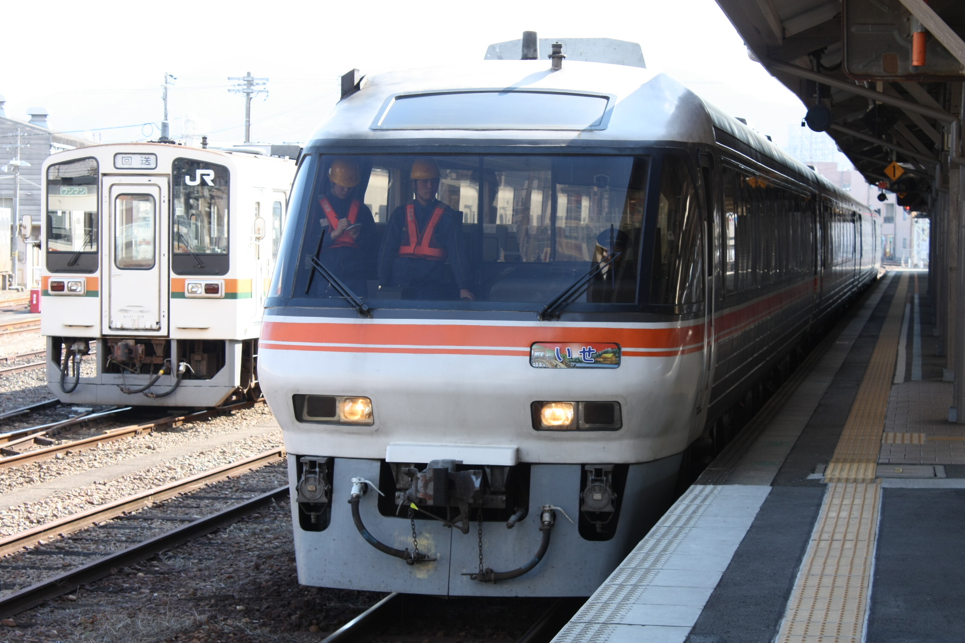 鉄道 気動車 キハ85 急行 いせ 壁紙19x1280 壁紙館