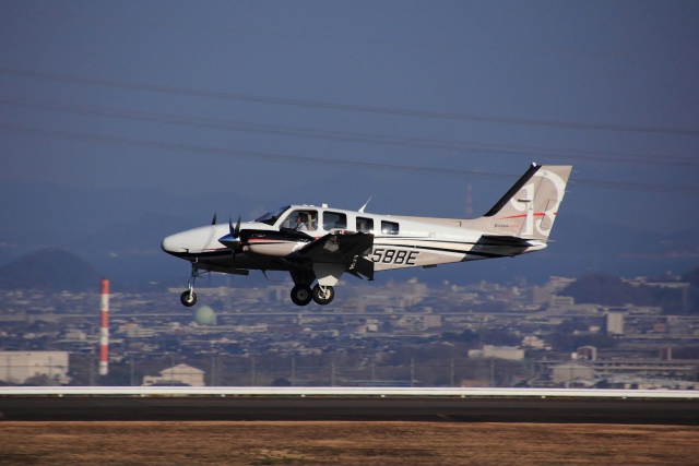 飛行訓練機