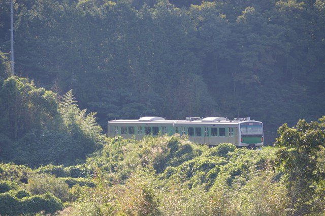 山を越え宝積寺へ