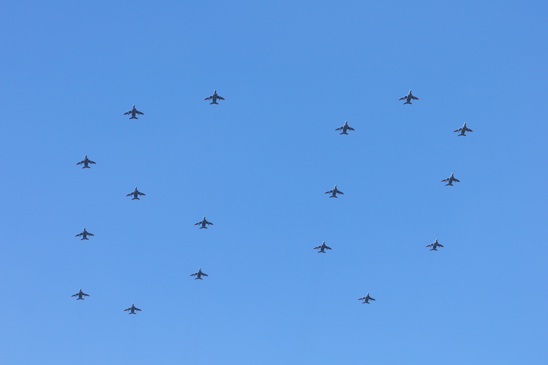 航空機 空自創設60周年記念 T 4大編隊 壁紙19x1280 壁紙館