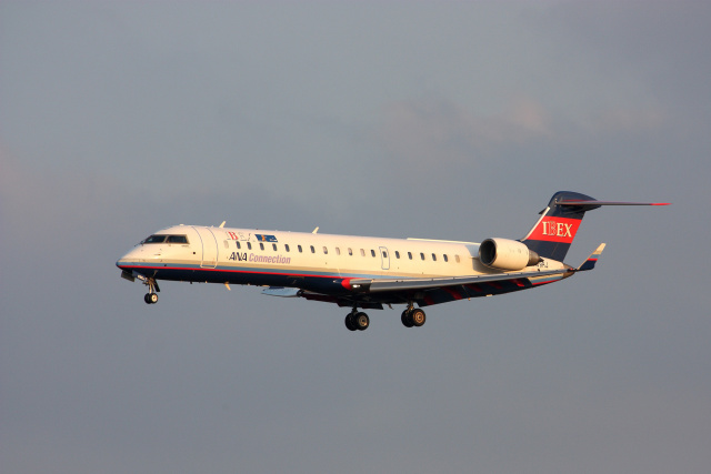 CRJ-702 JA09RJ