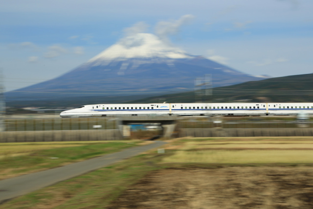 富士山背景流し撮り