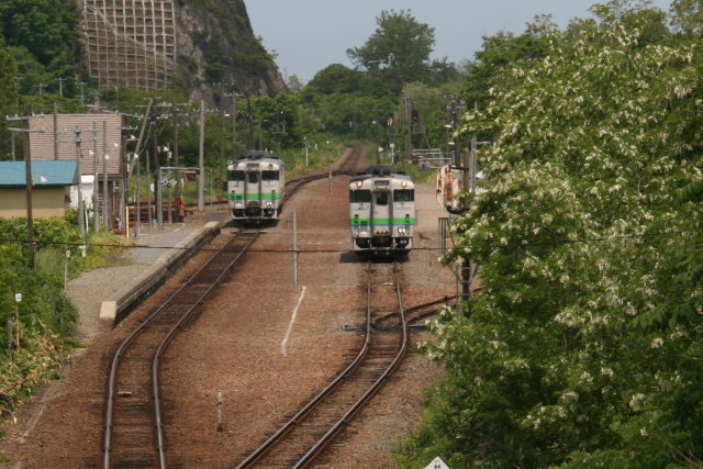 山線の列車交換