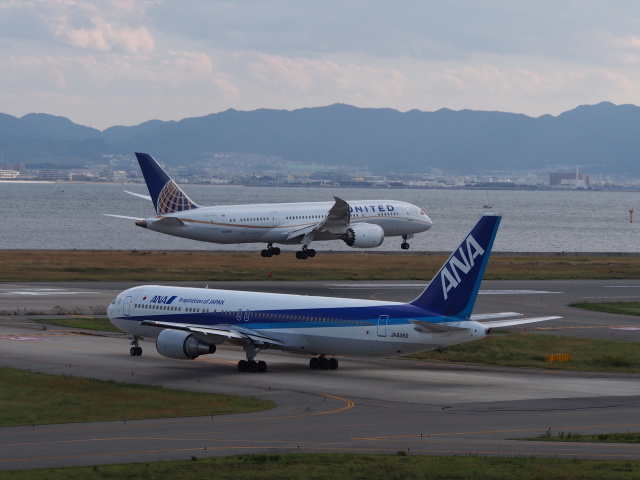 着陸機と離陸機