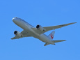 B787 JA836J