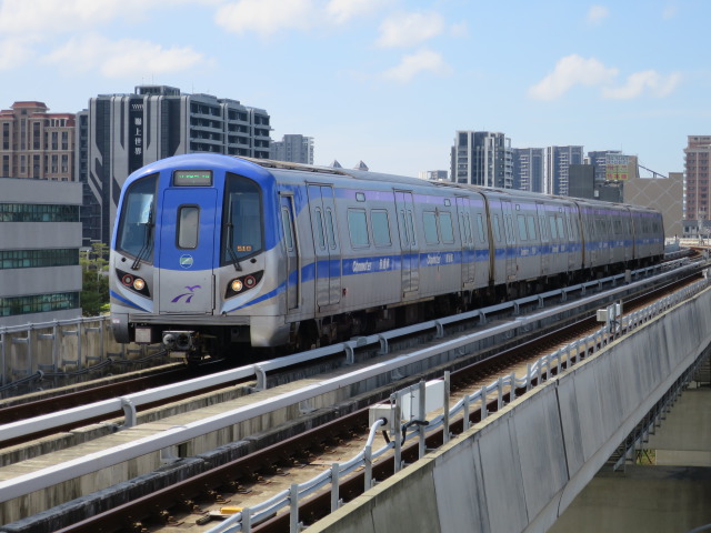 桃園機場捷運 普通車