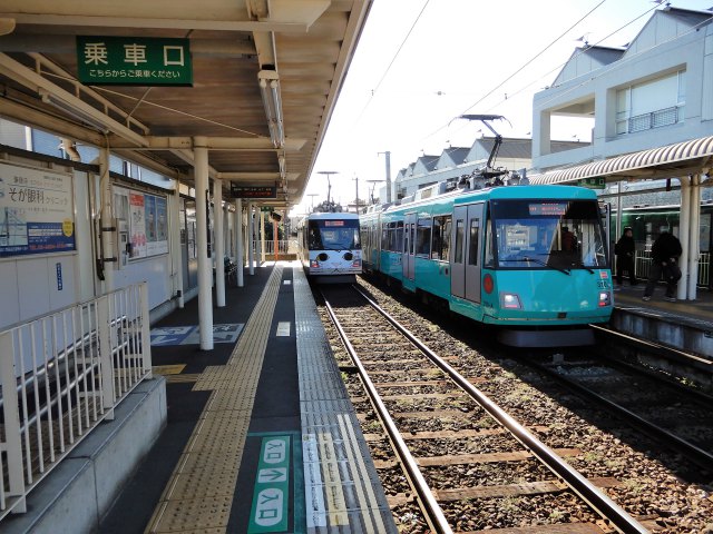 宮之阪駅にて