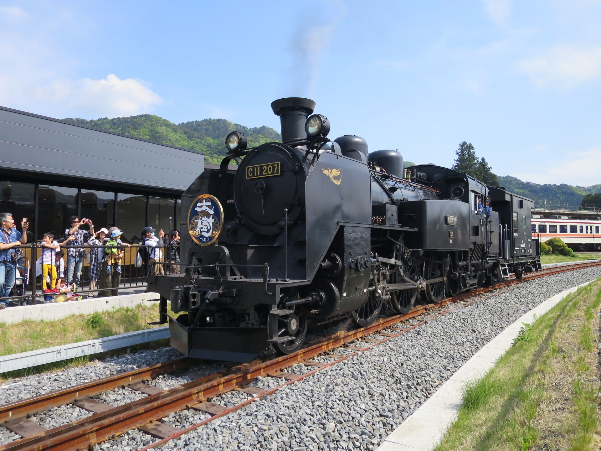 鉄道 蒸気機関車 Sl大樹 壁紙19x1440 壁紙館