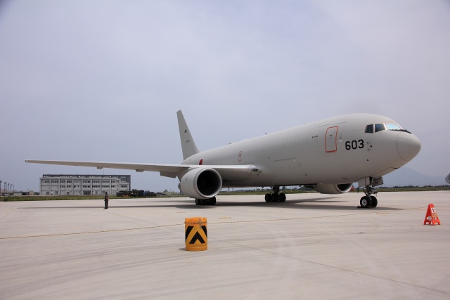 空中給油輸送機KC-767