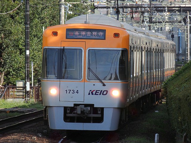 井の頭線各駅停車