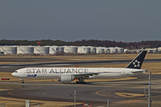 B777 JA731A