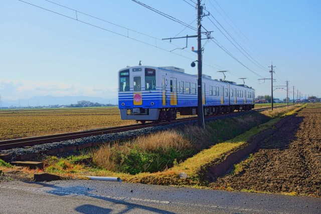 三国へ向かうえちぜん鉄道