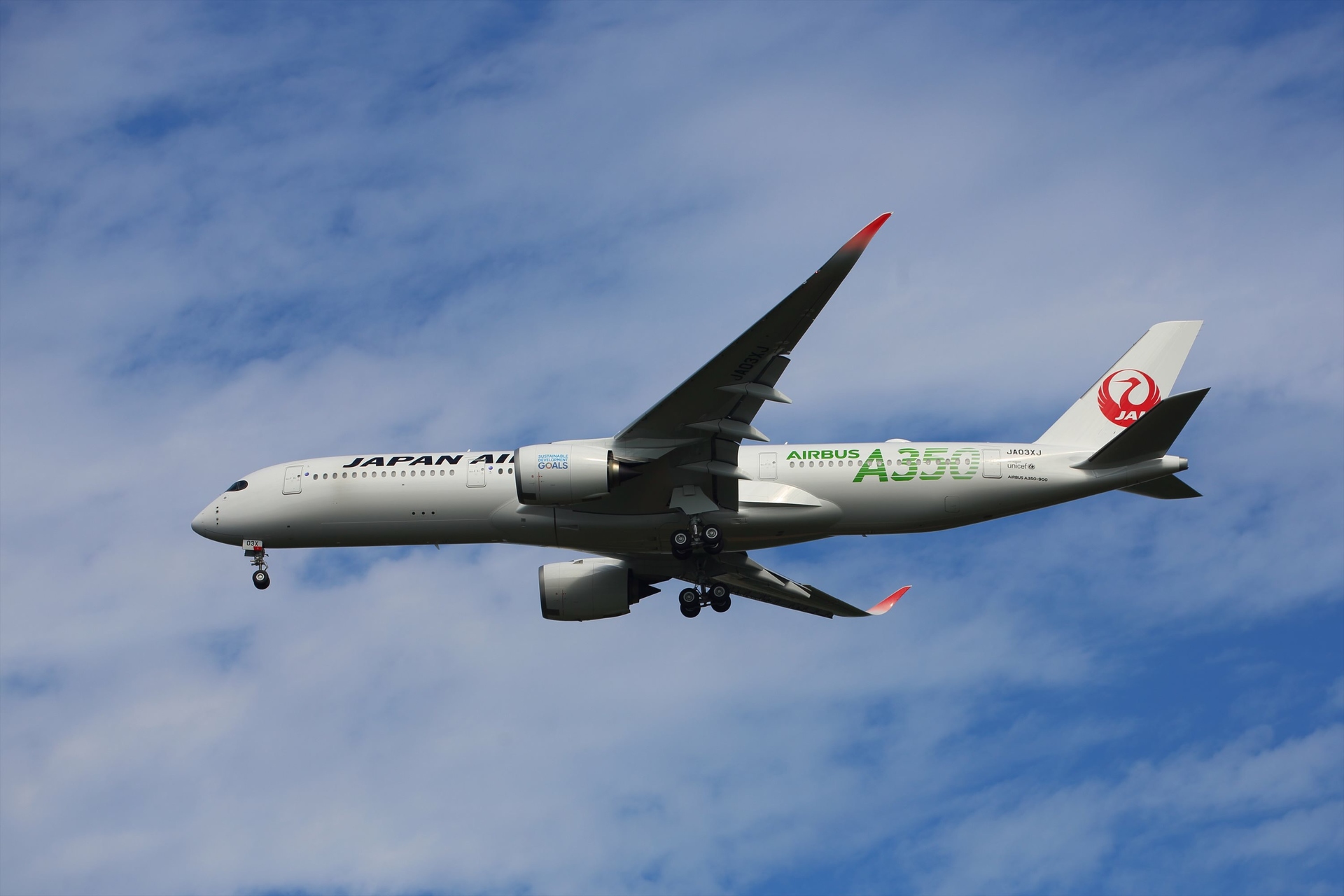 航空機 Jala350 3号機成田初飛来 壁紙19x1280 壁紙館