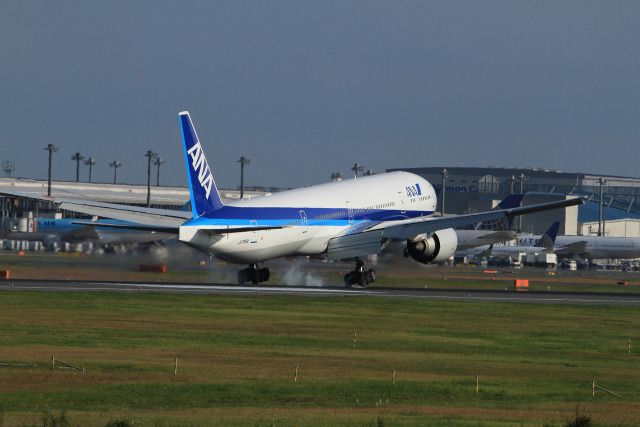 B777 JA789A