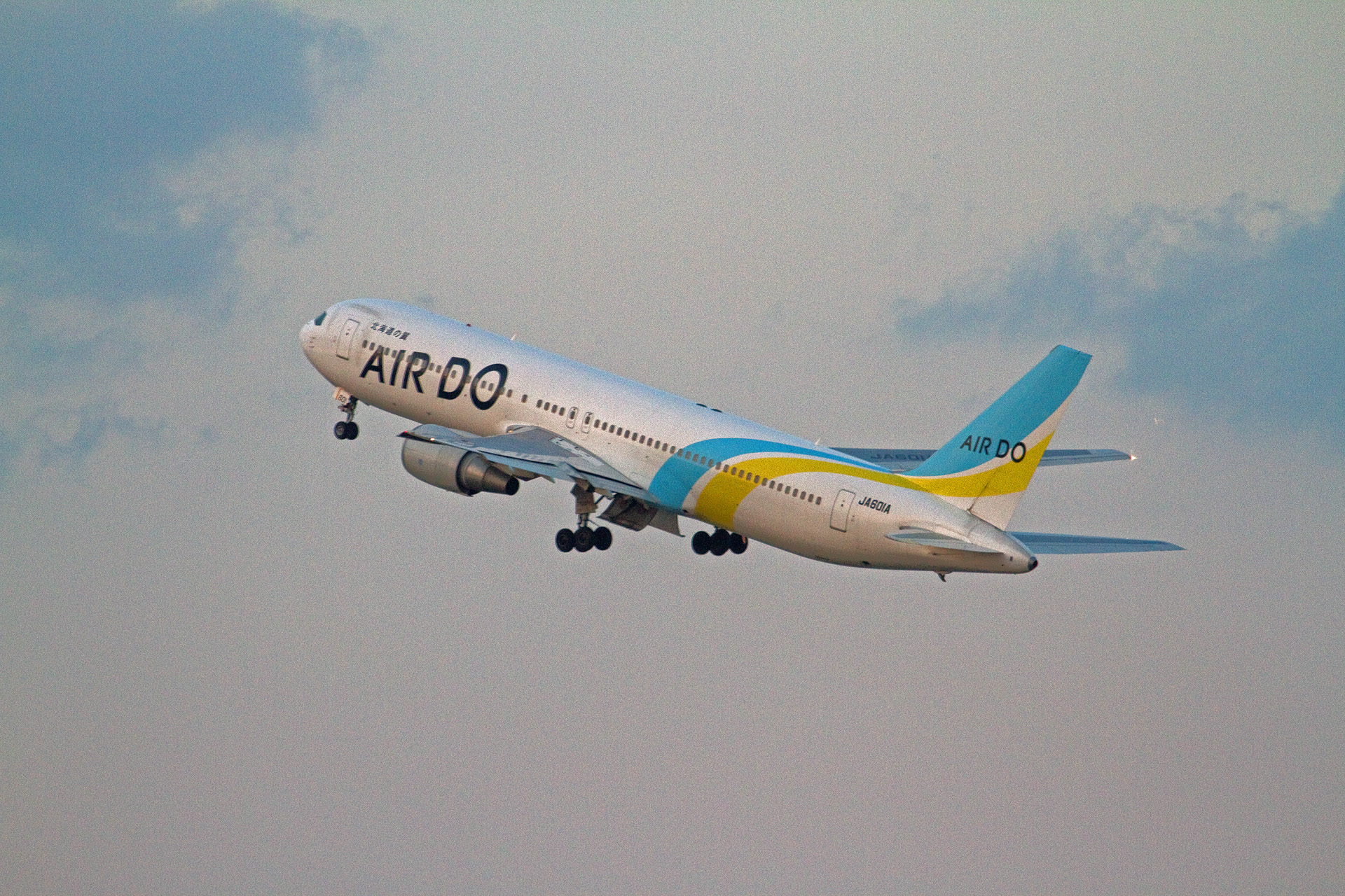 航空機 67 Ja601a 壁紙19x1280 壁紙館